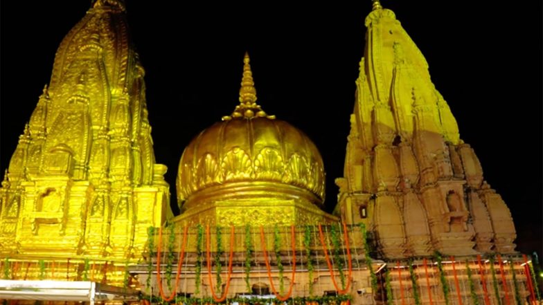 Entertainment News | Kashi Vishwanath Dham Decked Up in Flowers and Lights for Nag Panchami