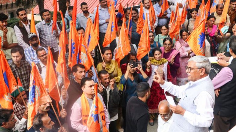 India News | Himachal: Bharatiya Mazdoor Sangh Stages Protest in Shimla over Workers' Demands