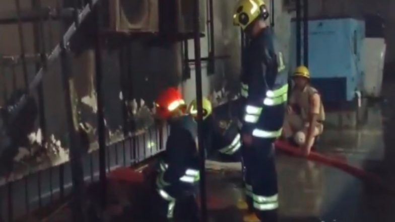 India News | Bihar: Fire Breaks out in Basement of Patna Electronics Showroom on SP Verma Road