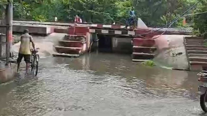 India News | West Bengal: Katapol Underpass in Hooghly Waterlogged Due to Lack of Drainage, Commuters Face Risks