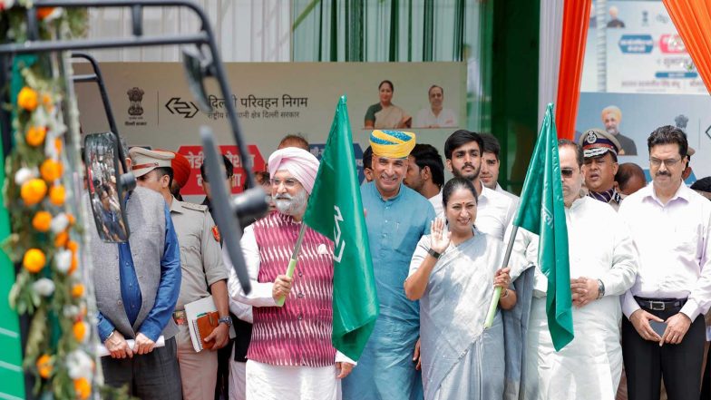 India News | Delhi Introduces 56 Dedicated Women-only E-bus Services Across 28 Routes