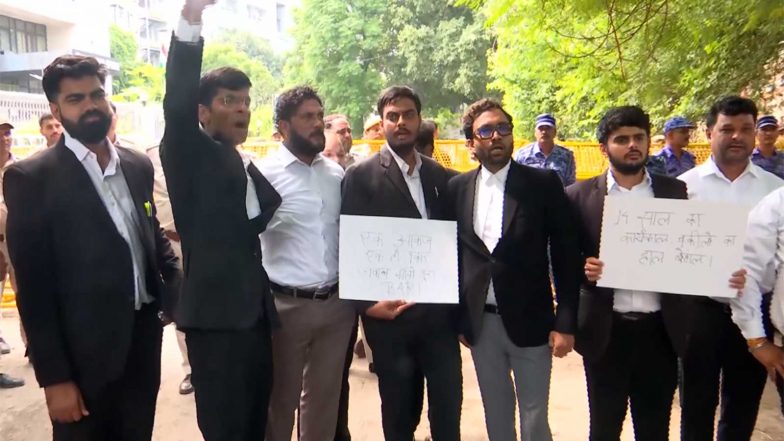 India News | Lawyers Protest Outside BCI Office, Demand Chairman Manan Mishra's Resignation Amid NALSAR Row