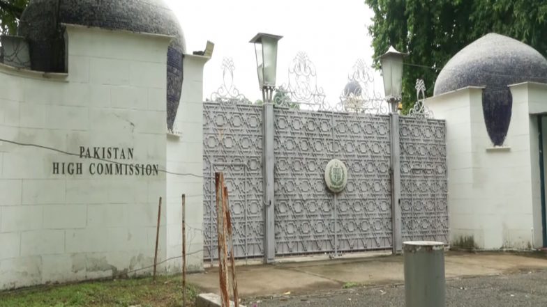 World News | India Responds to Pakistan Removing Bolsters Outside Indian HC in Islamabad, Queue Liner at Pak HC in Delhi Removed