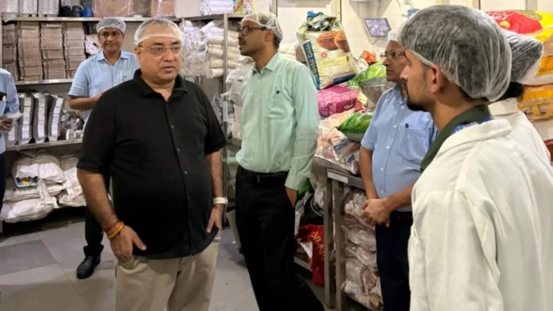 Business News | IRCTC CMD Rahul Himalian Inspects Mumbai's Catering Network, Puts Focus Back on Quality and Hygiene