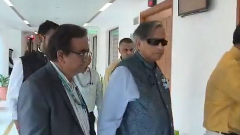 India News | Shashi Tharoor-led Parliamentary Panel Meets to Discuss Performance of Passport Issuance System