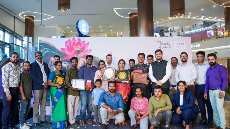 Business News | LuLu Mall, Lulu Hypermarket and Funtura Bengaluru Celebrates Varamahalakshmi Habba with a Grand Rangoli Competition and Festive Market