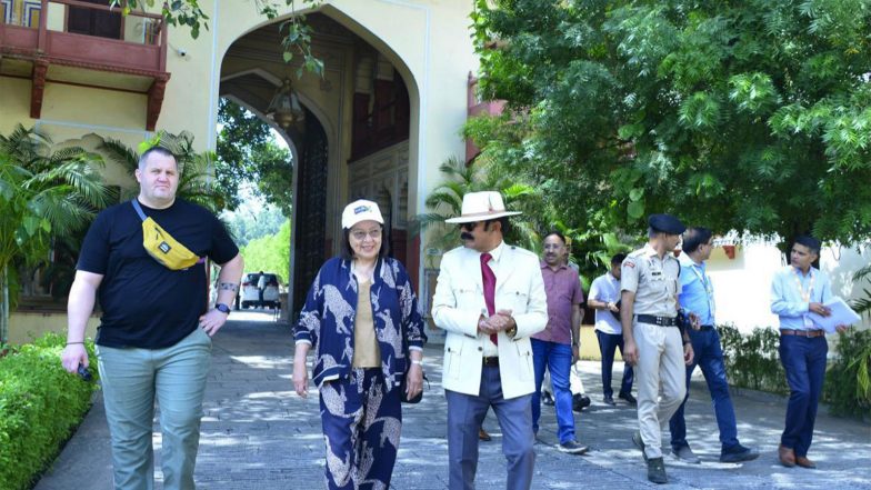World News | BRICS Tourism Minister's Meeting Delegates Explore Jaipur's Iconic City Palace, Hawa Mahal and Amber Fort