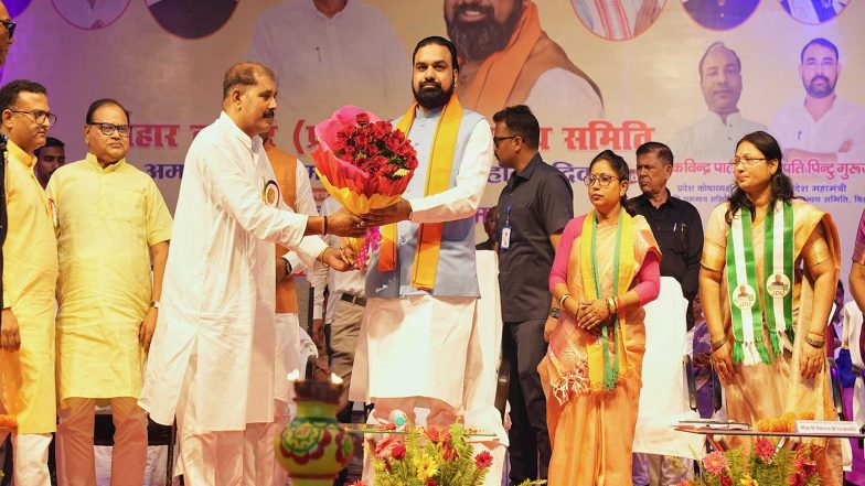 India News | Bihar CM Samrat Choudhary Announces 'Mati Kala Board' in 3 Months to Promote Prajapati Community, Traditional Pottery Art