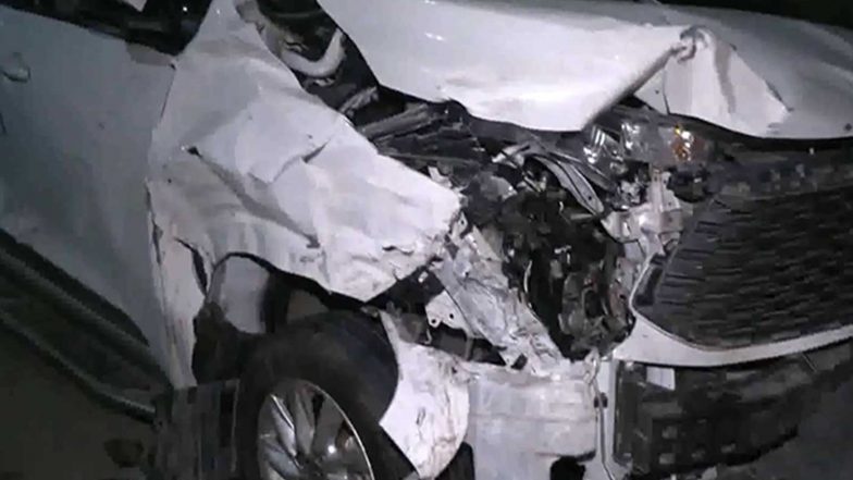 India News | Two MLAs Among 6 Injured After Car Crashes Through Divider, Rams into SUV in Delhi