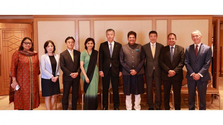 Business News | India Seeks Deeper Japanese Investment Across Sectors, Pitches GIFT City as Gateway for Cross-border Capital Flows