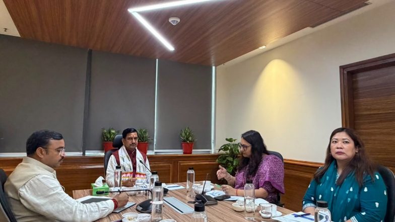 India News | MoS Tokhan Sahu Reviews Progress of Key Urban Infrastructure, Including Gurugram Metro, AMRUT 2.0, CITIIS 2.0