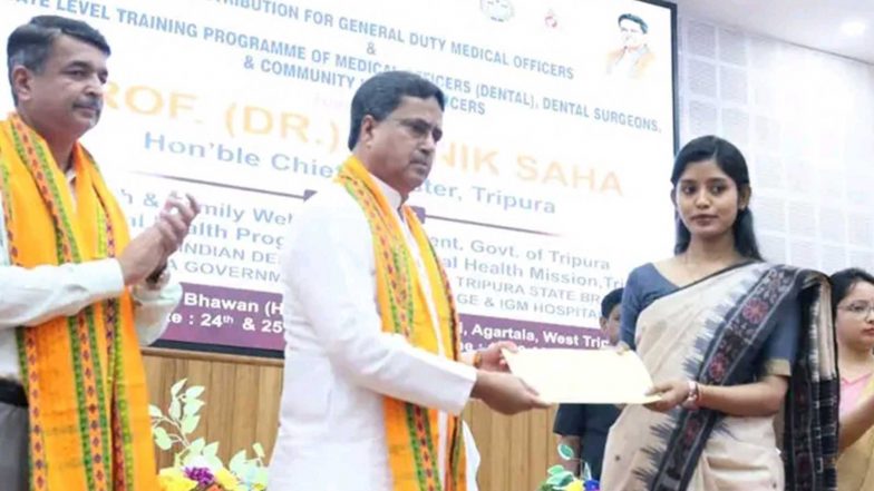 India News | Tripura CM Manik Saha Hands over Appointment Letters to 42 GDMOs