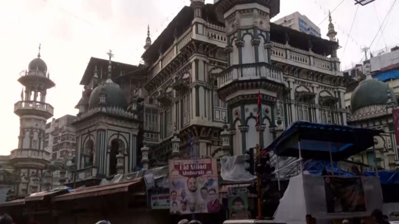 India News | Eid Milad-un-Nabi Celebrated Across India; Prayers Held in Srinagar, Mumbai, Shivamogga