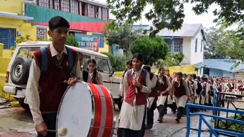 India News | Uttarakhand Students Stage Protest Outside DFO Office, Beat Drums over Dangerous Trees Along School Route