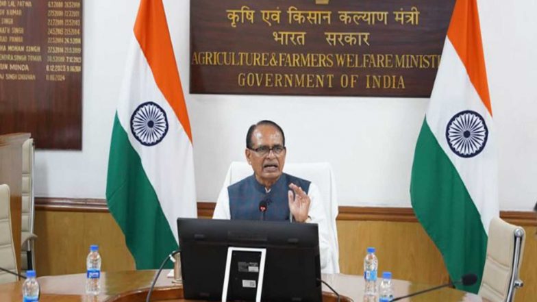 India News | Shivraj Singh Chouhan Reviews Summer Moong Procurement and Crop Insurance Implementation in Madhya Pradesh