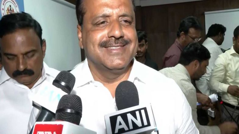 India News | Karnataka: Minister Khader Announces National Artisans' Exhibition, Slams Opposition over Assembly Disruption