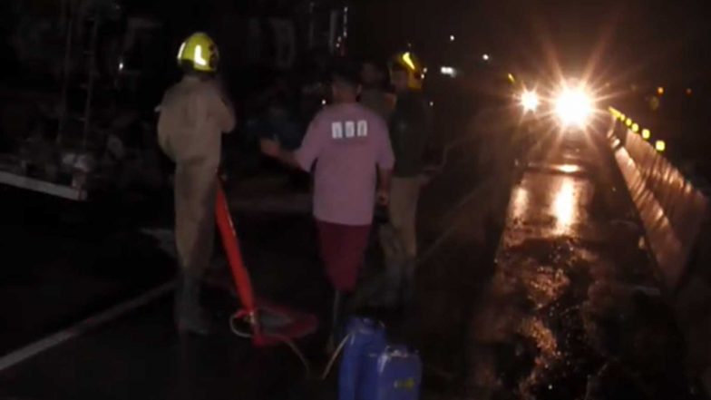 India News | J-K: Fire Breaks out After Head-on Collision Between Two Tankers Near Udhampur