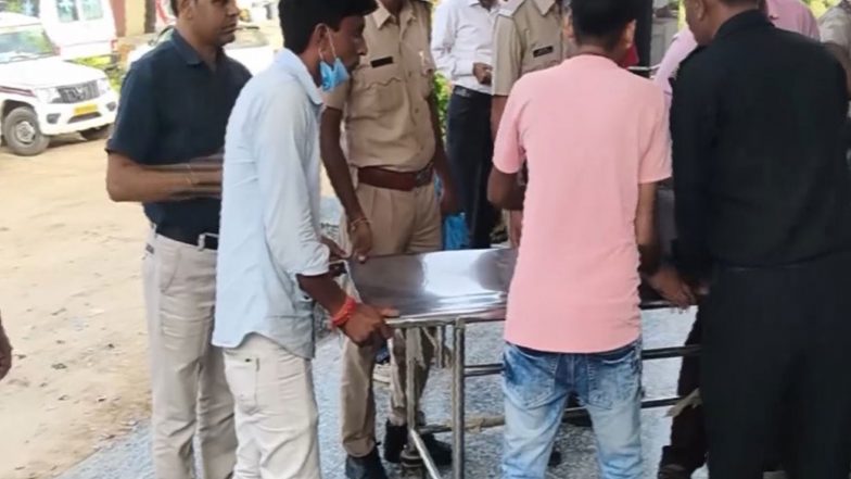 India News | One Dead, Several Injured as Bus Crashes into Truck on Delhi-Mumbai Expressway in Dausa