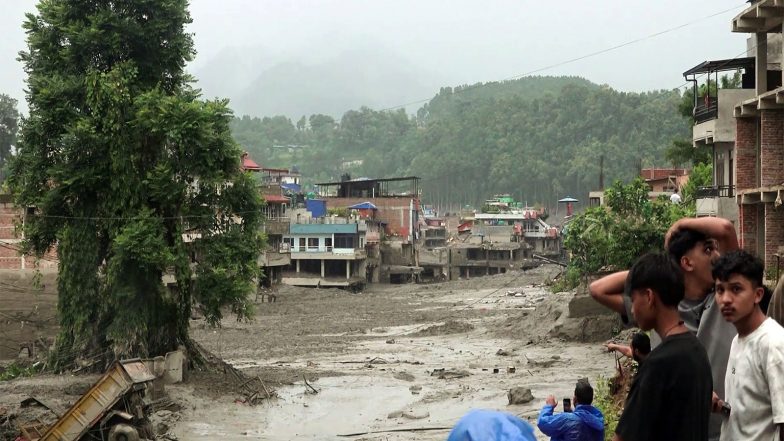 India News | Tamil Nadu Ministers Visit Delhi Help Centre Coordinating Rescue Operations for Nepal Flood Disaster