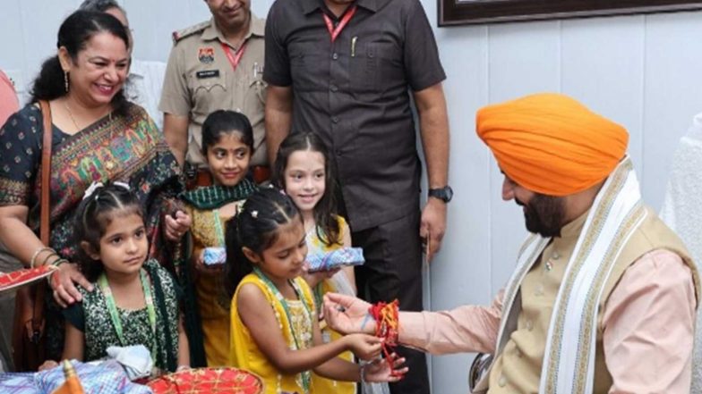 India News | Schoolgirls Tie Rakhis to Haryana Chief Minister