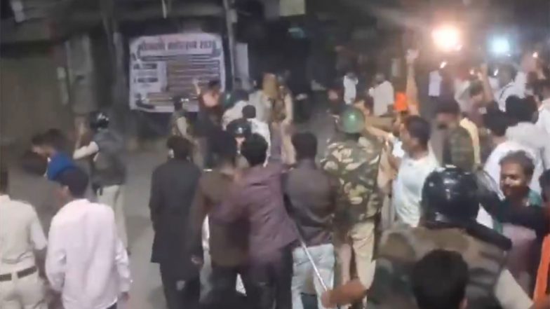 India News | Bilaspur Clash: Stone-pelting Breaks out Between Two Groups, Police Deployed to Control Situation
