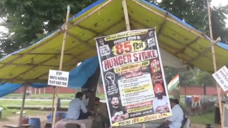 India News | Chandigarh Taxi Union Protests Against Cab Aggregators over Alleged Exploitation