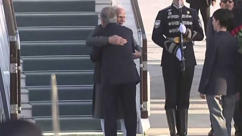 World News | Uzbekistan President Receives PM Modi at Tashkent Airport