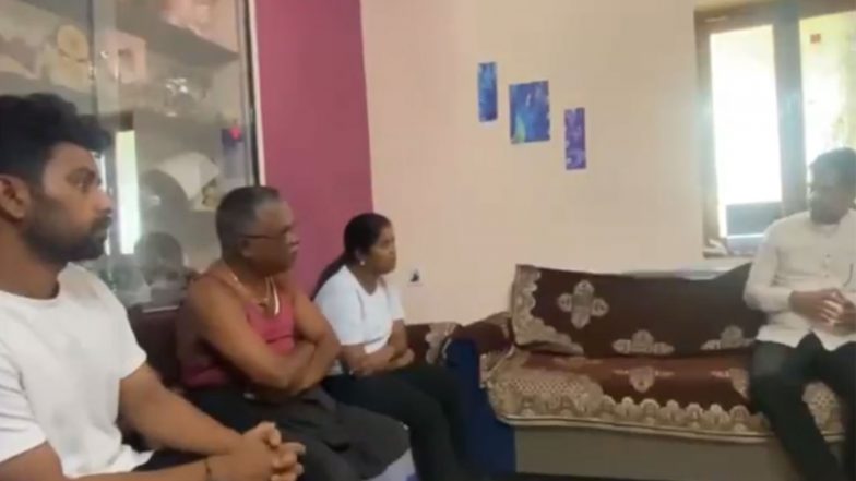 India News | MDMK Leader Durai Vaiko Meets Family of Trichy Woman Stranded in Nepal, Seeks Her Safe Rescue