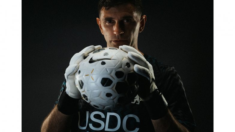 Sports News | Chelsea Sign Argentine Goalkeeper Emiliano Martinez from Aston Villa