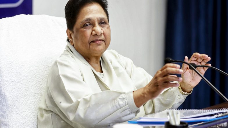 India News | Mayawati to Hold Meeting with BSP Office-bearers in Lucknow Today