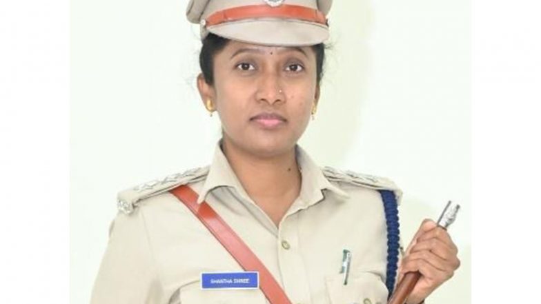 India News | Mandya Jail Hospitality Case: Prison Superintendent Shanthamma Transferred to Ballari Central Prison in Karnataka