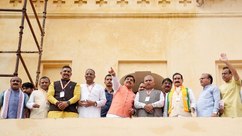 India News | MP CM Mohan Yadav Inspects Ram Raja Lok Works in Orchha, Says Heritage Restoration Will Revive Bundelkhand's Glorious Past