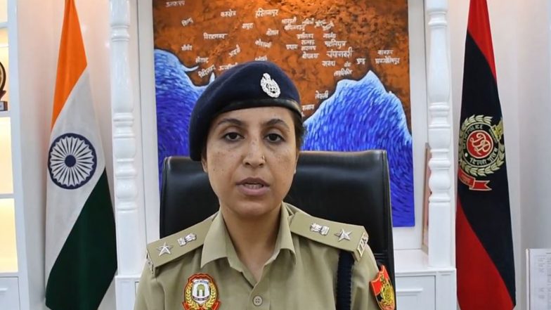 India News | Delhi: Two Persons Arrested in Rape Case of Teenage Girl in Moving Bus, Probe Underway