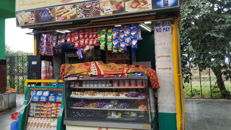 FDA Shuts 22 Food Stalls at Popular Railway Stations in Mumbai; Here's Why They Were Closed