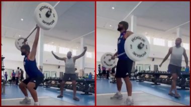 KKR Shares Moment When Hardik Pandya Videobombs Varun Chakravarthy in Viral Gym Clip Amid IPL Trade Rumours