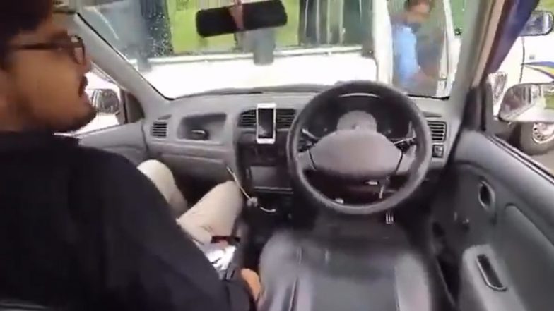 Viral Video Shows Satellite-Operated Car Crashing Into Police Mobile Outside Parliament House in Pakistan