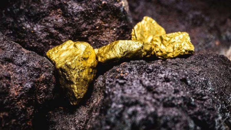 Kenya Gold Rush: 10,000 Prospectors Flock to Village After Goat Herder Strikes Gold by Chance