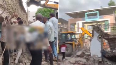 Indore House Collapse: 4 Women Workers Buried Under Debris While Demolishing Old House (Video)