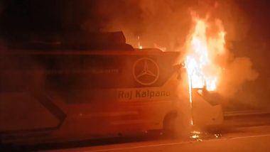 Greater Noida Bus Fire: 9 Killed as Double-Decker Bus Catches Fire on Yamuna Expressway (Videos)