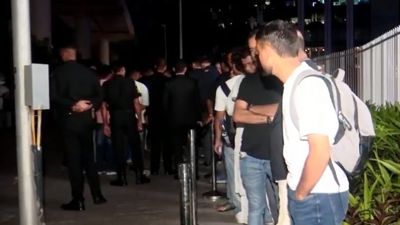 iPhone 18 Pro and iPhone 18 Pro Max Sales Begin in Mumbai, Delhi and Bengaluru as Buyers Queue Overnight