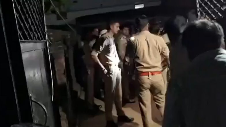 Azamgarh Triple Murder: Man Allegedly Shoots Dead Wife and 2 Priests After Aadhaar Card Dispute During Puja (Video)