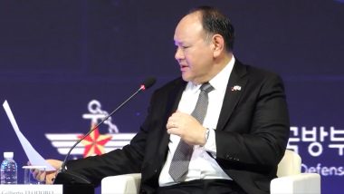 Philippines Defence Chief Teodoro Confronts China Memo Onstage; Calls It &lsquo;Coercion, Bullying and Aggression&rsquo; (Video)