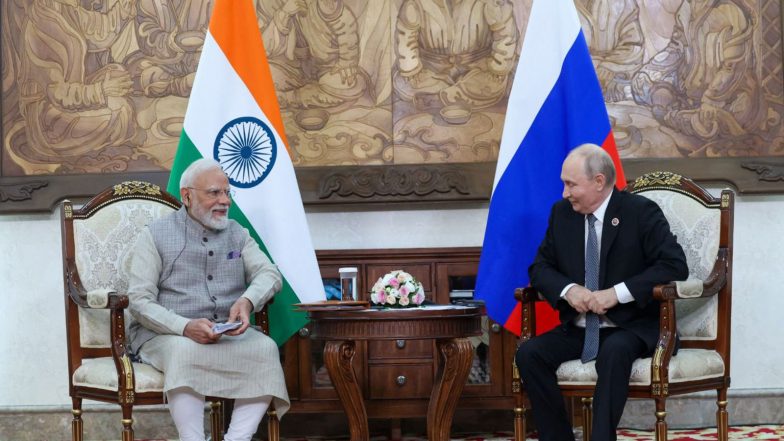 World News | PM Modi, President Putin Exchange Views on Conflicts in West Asia, Black Sea Region Which Have Impacted Trade and Safety of Indian Seafarers