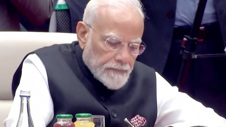 World News | PM Modi, Other Heads of State Sign Declaration at 26th SCO Summit in Bishkek