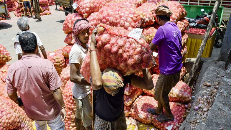 India News | Delhi to Get 1,000 MT of Onions at ₹35/kg as Govt Moves to Check Price Rise