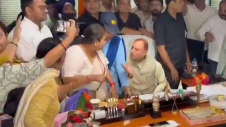 India News | Delhi: AAP Councillors Disrupted MCD Election Process, Vandalised Mayor’s Office, Says Pravesh Wahi