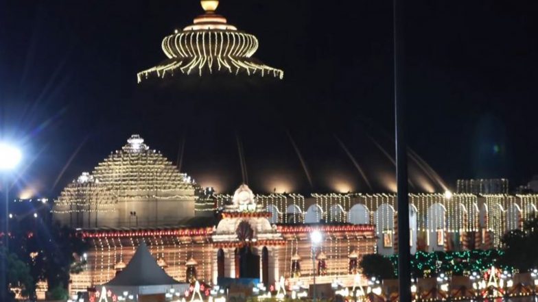 India News | Mathura Glows in Festive Lights as Huge Crowds Gather for Janmashtami Celebrations