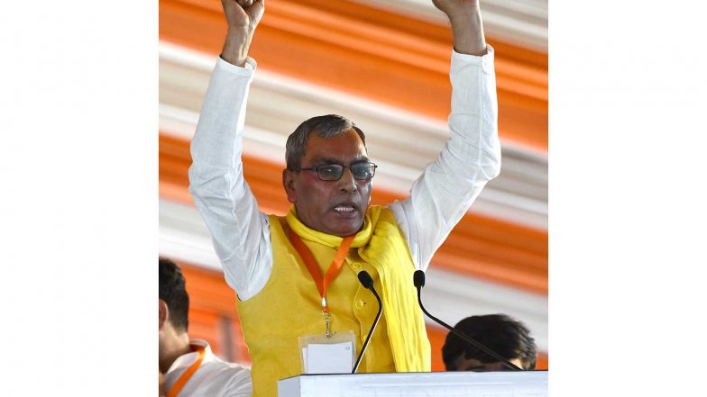 India News | ‘Red Ones Themselves Seeking Help from Cockroaches’: OP Rajbhar’s Jibe at Akhilesh Yadav over Meeting CJP Representative