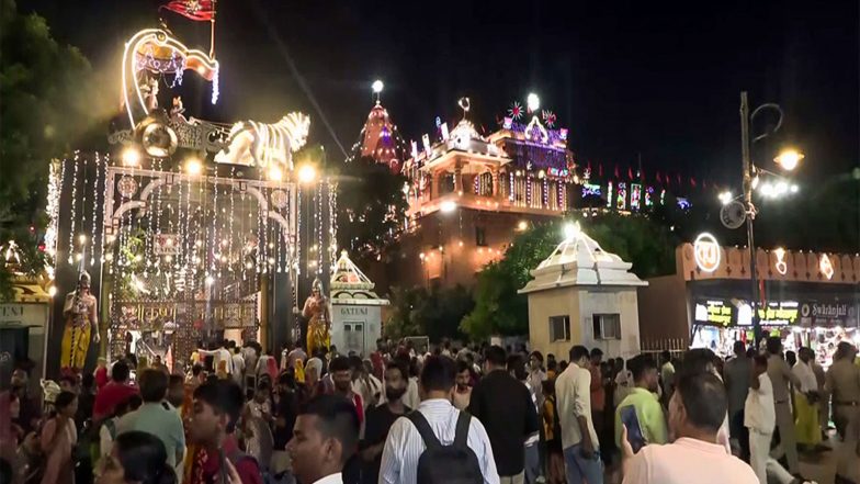 India News | Rahul Gandhi Extends Greetings on Janmashtami as Nationwide Celebrations Mark Lord Krishna's Birth