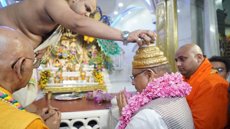 India News | Delhi Assembly Speaker Visits ISKCON Temple on Janmashtami, Offers Prayers